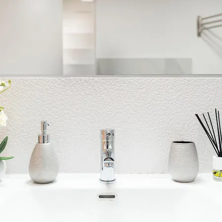 Fantastic Near & Science Apartman *